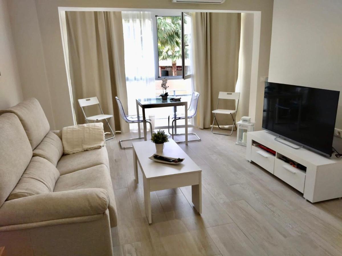 Coconut Begona Studio City Center By Namaste Elite 托雷莫利诺斯 外观 照片